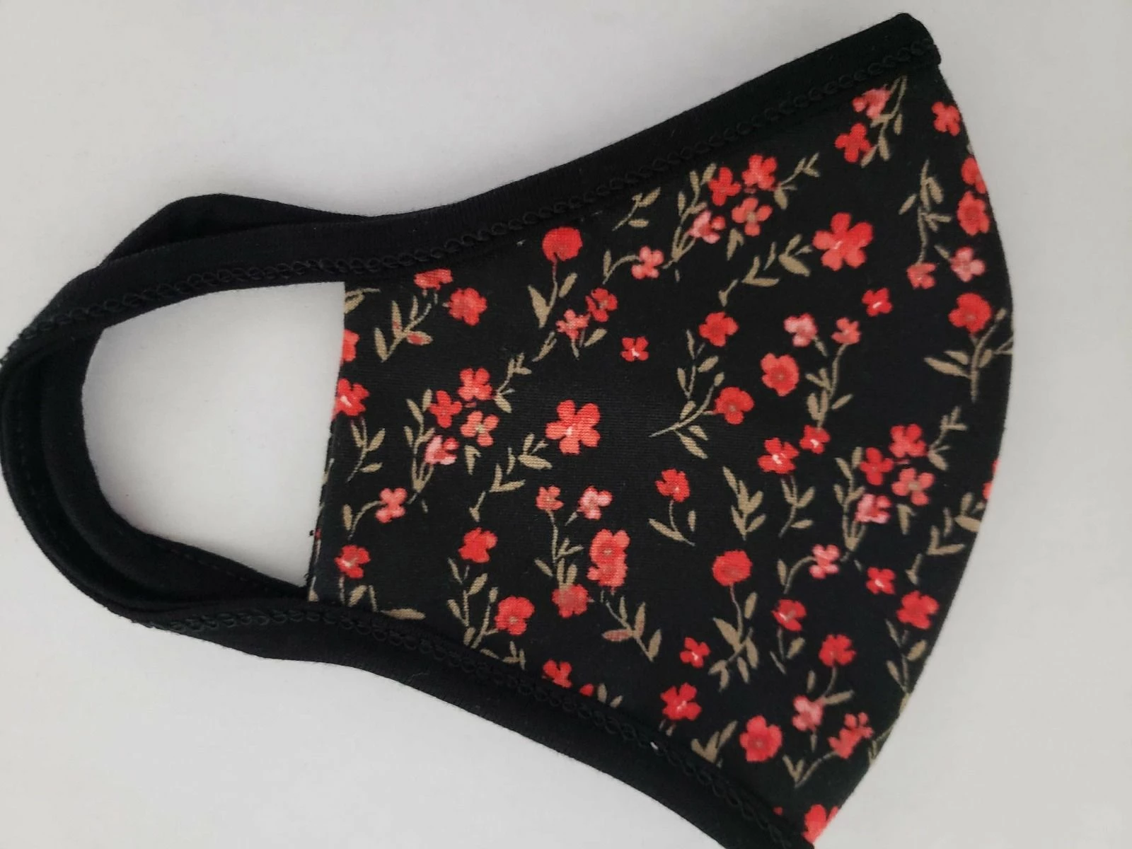 Protective Respirator Masks - Fashionable Designs 9 Protective Respirator Masks - Fashionable Designs - Image 7